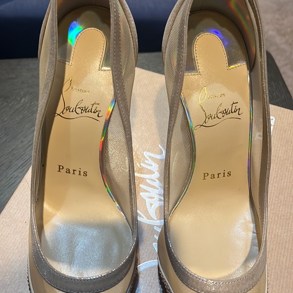 Authentic Christian Louboutin heels - Picture 4 of 8